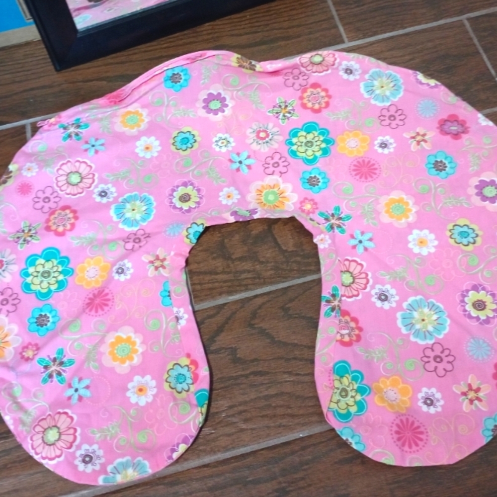 Cute floral Bobby Pillow cover - Picture 2 of 6